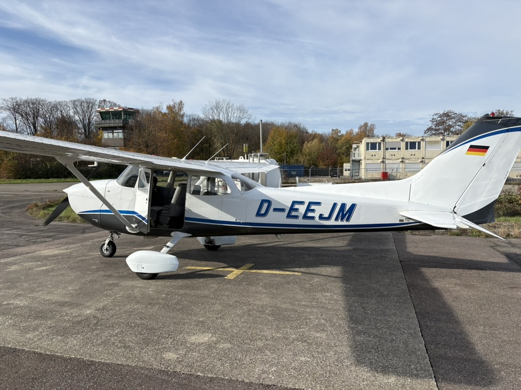 Cessna 172 D-EEJM in Offenburg